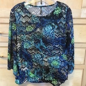 Sweet Clarity size medium ladies, shades of blue green cream black. bell sleeve